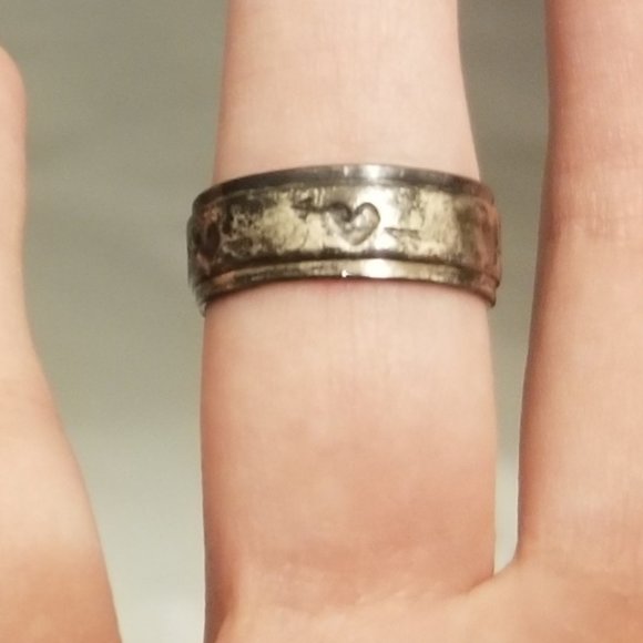 charming signed Schlang Co vtg silver ring w arrows through hearts - Picture 7 of 12